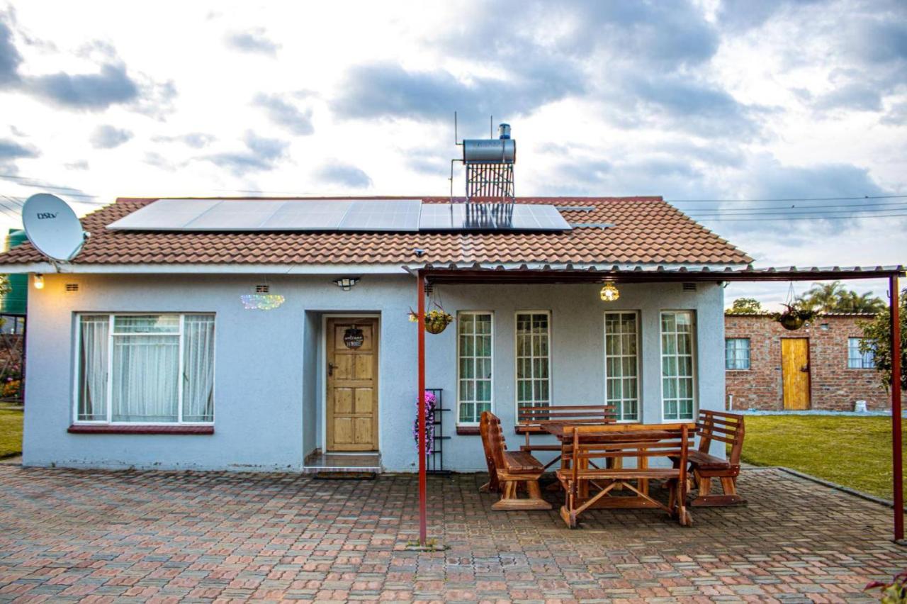 Willow Creek Cottage, Harare, Zimbabwe