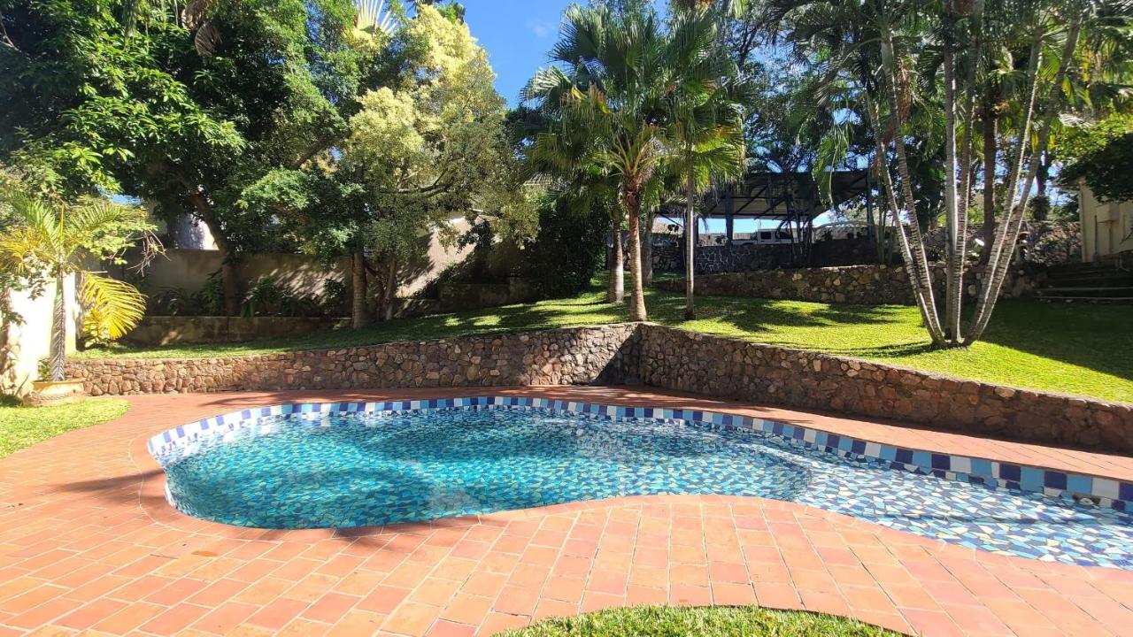 Baobab Ridge guesthouse, Kariba, Zimbabwe