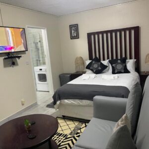 D-Low's Studio Apartment in the Avenues, Harare, Zimbabwe