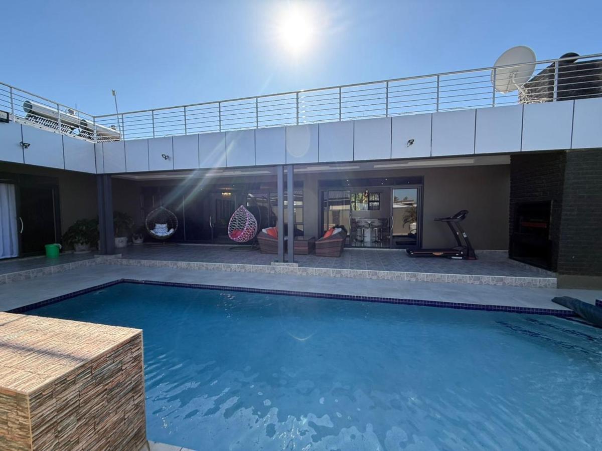 Davisons Guest House, Harare, Zimbabwe
