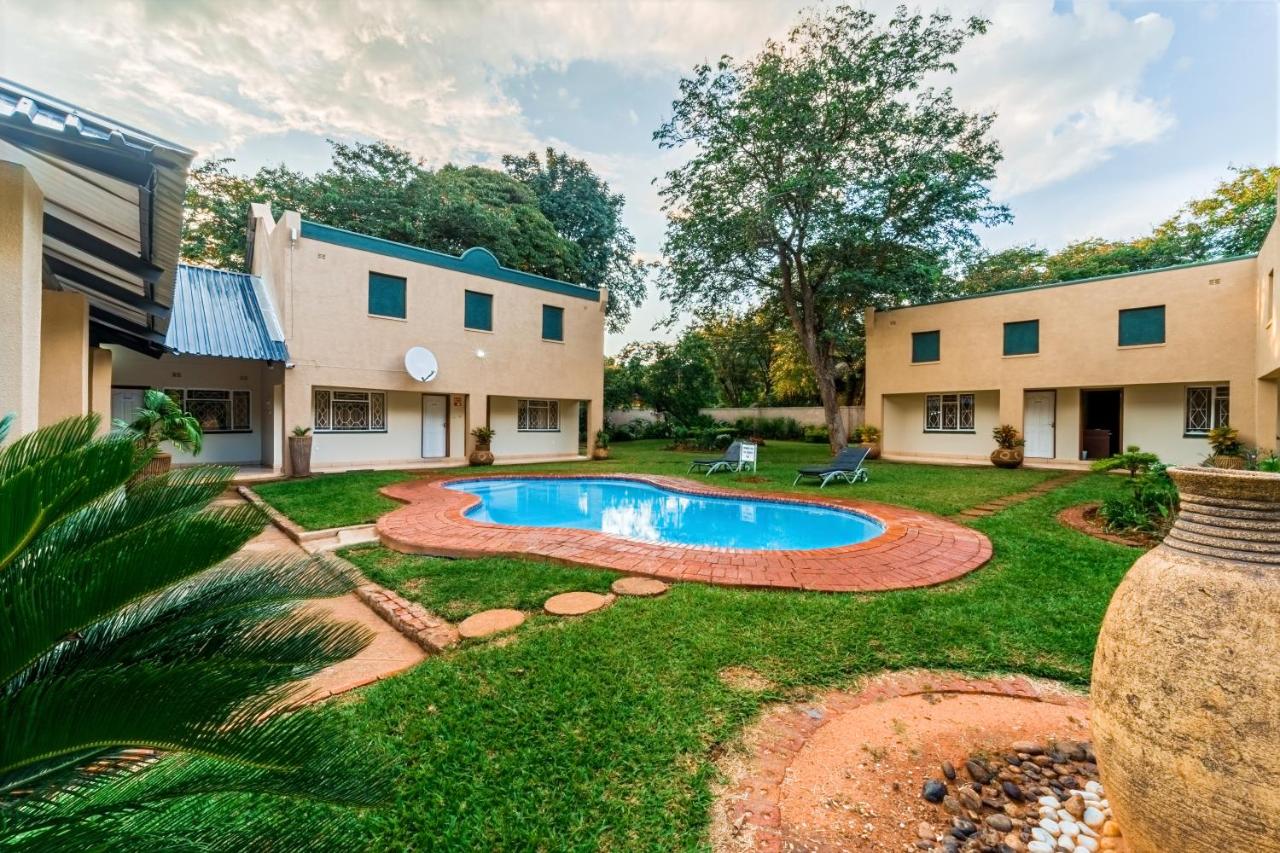 Guest Paradise Lodge, Victoria Falls, Zimbabwe