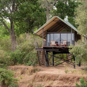 Kavinga Safari Camp, Mana Pools, Zimbabwe