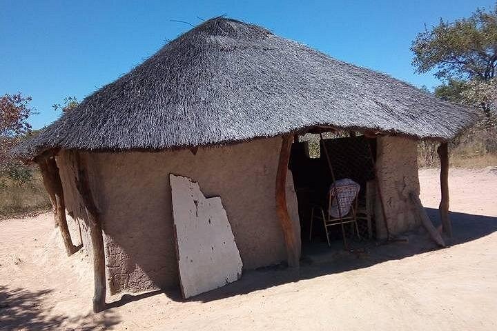 Meet the people village tour in Victoria Falls