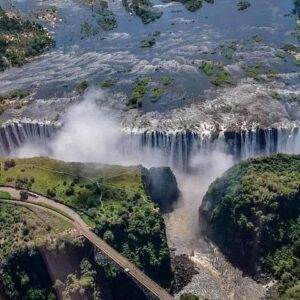Private guided tour in victoria in Victoria Falls