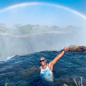 Small group devil s pool in Victoria Falls