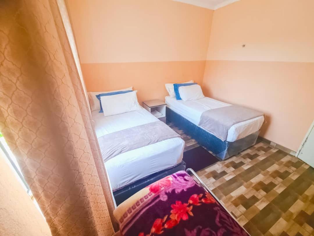 A twin room at Victoria Falls Accomodation Bulawayo