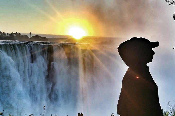 Victoria falls sunrise photography tour in Victoria Falls